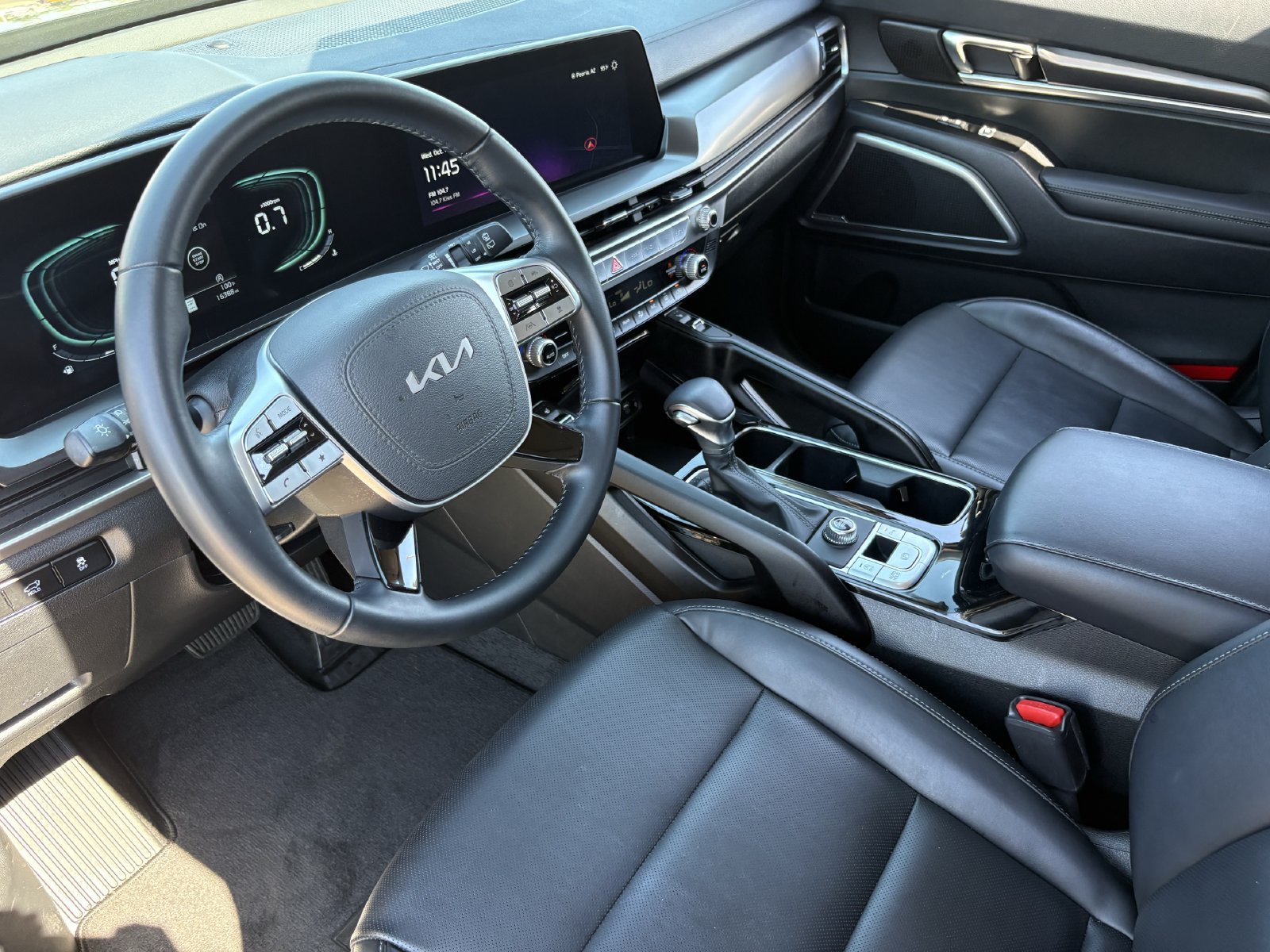 Used 2025 Kia Telluride S FWD image 22