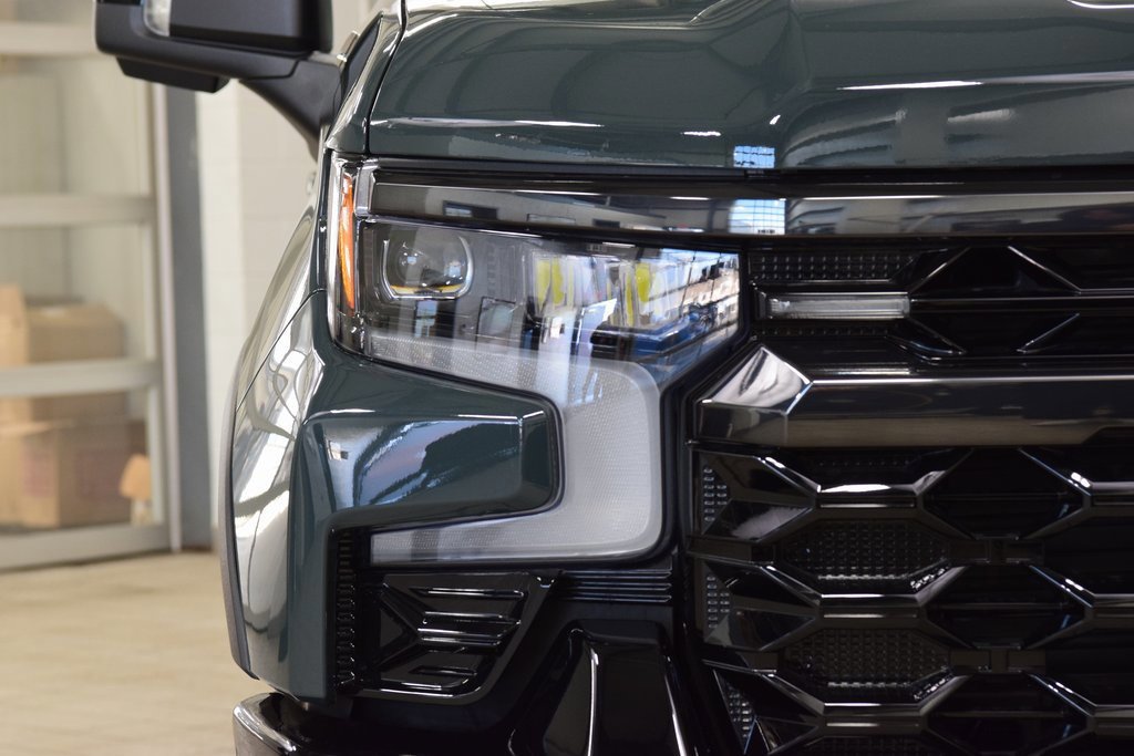 New 2026 Chevrolet Silverado 1500 ZR2 image 12