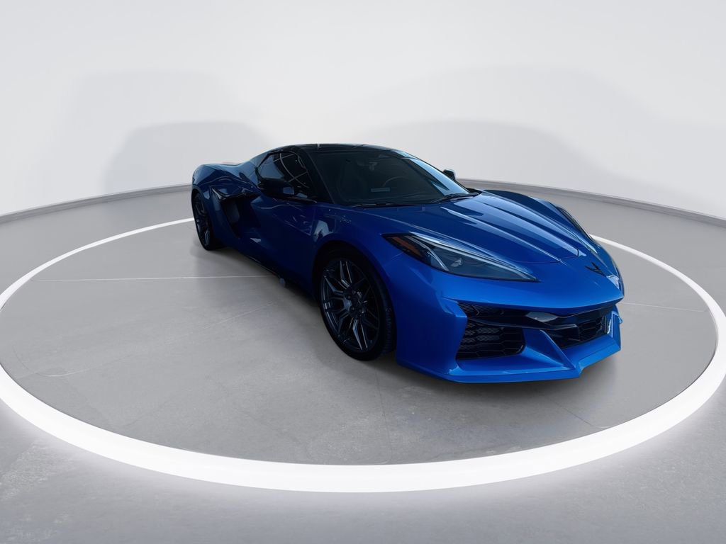 Used 2025 Chevrolet Corvette Z06 image 2