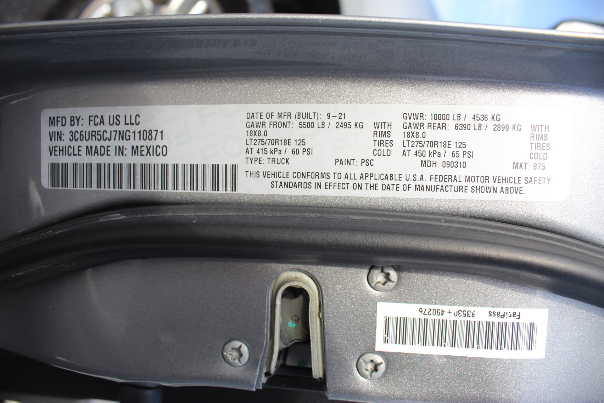 Used 2022 RAM 2500 Tradesman w/ Chrome Appearance Group image 11