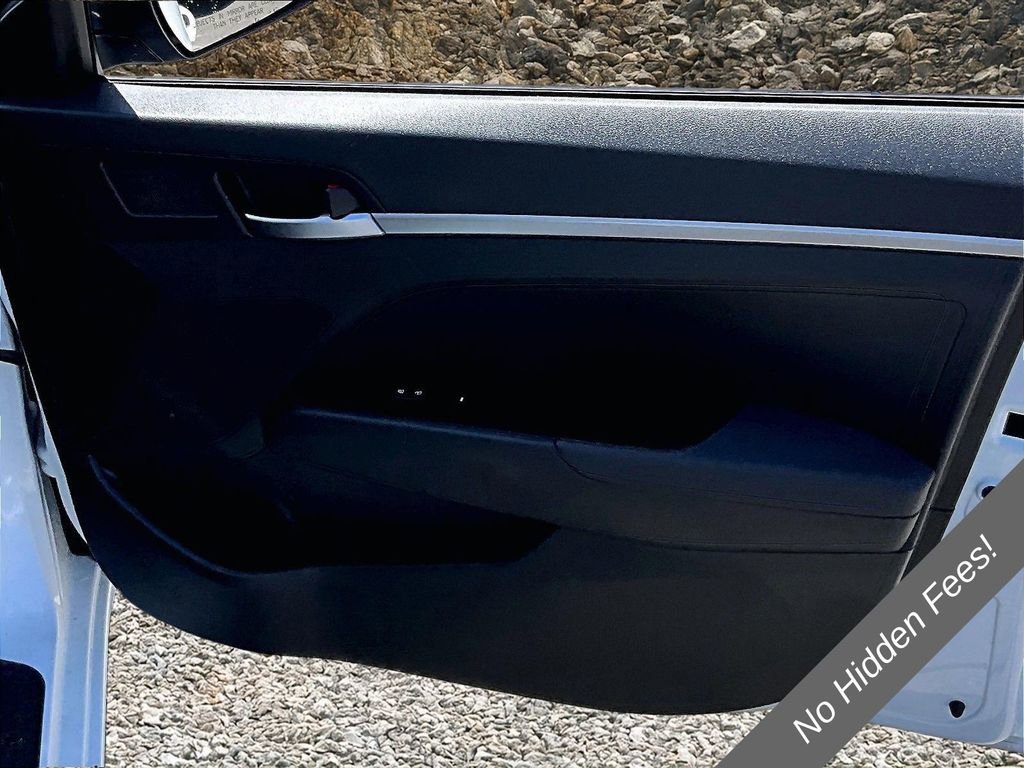 Used 2019 Hyundai Elantra SE w/ Cargo Package FWD image 22