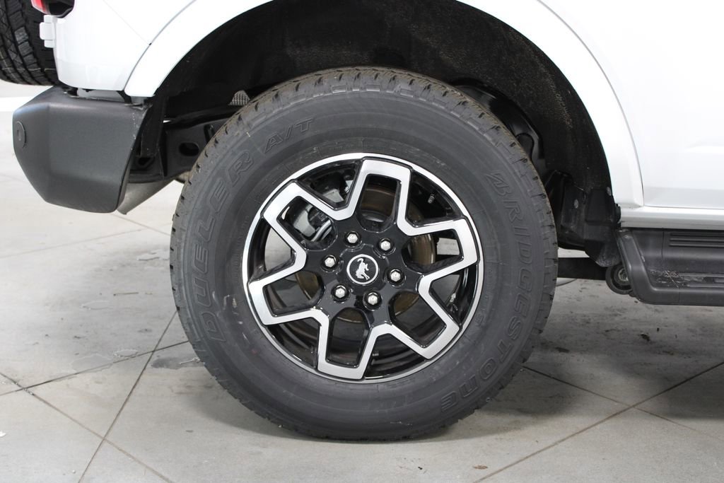 New 2025 Ford Bronco Outer Banks image 12