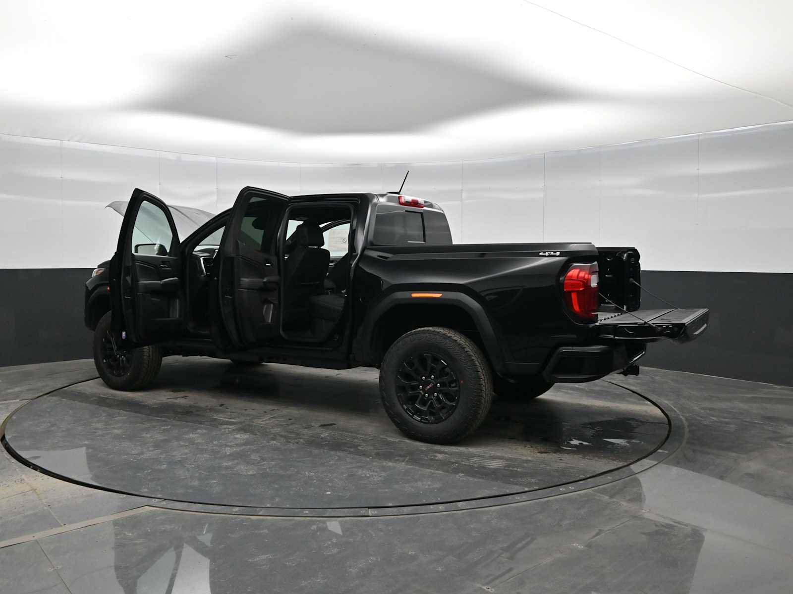 New 2026 GMC Canyon Elevation w/ Convenience Package image 42