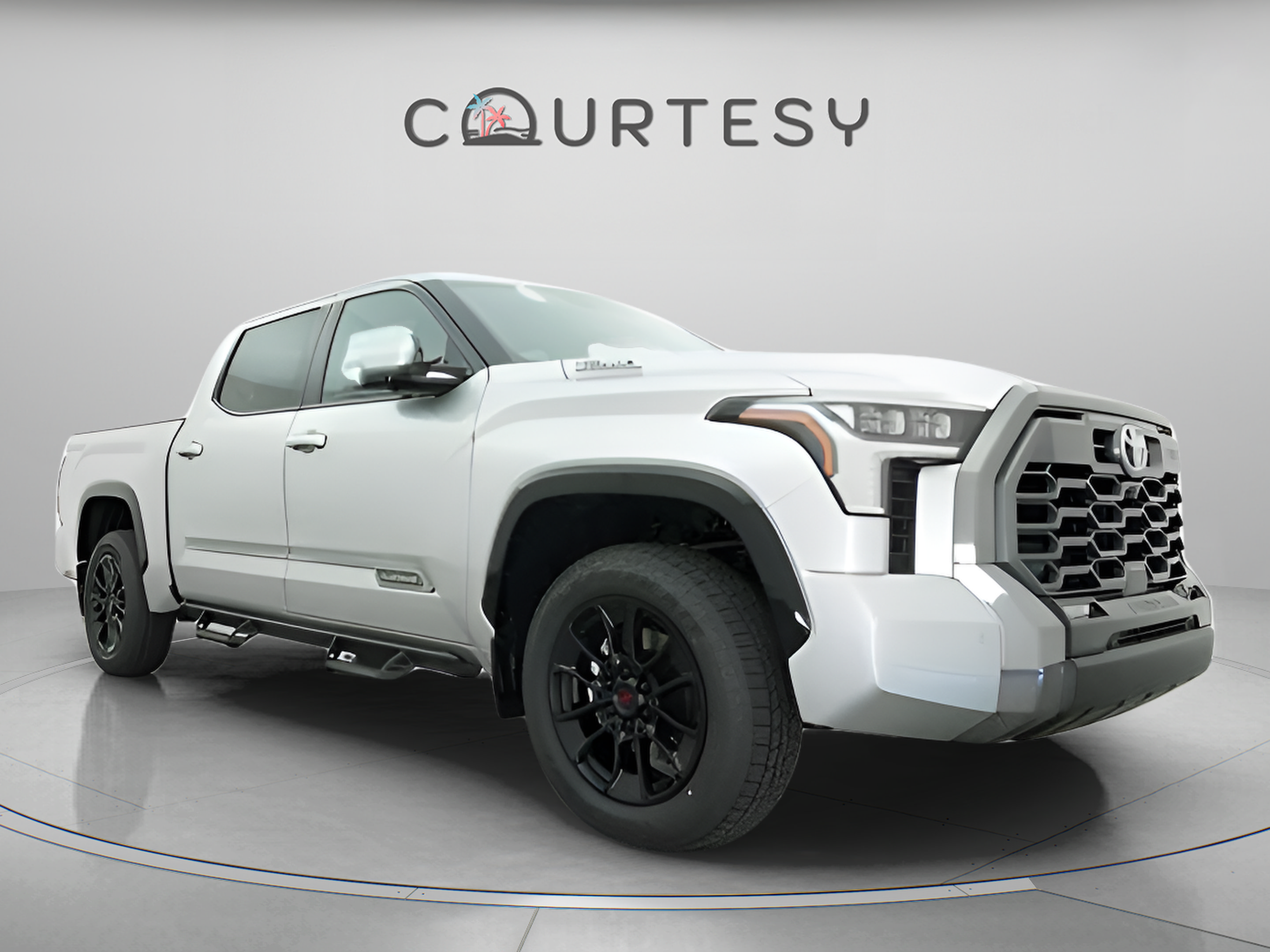 Certified 2025 Toyota Tundra Platinum w/ TRD Off-Road Package AWD/4WD image 19