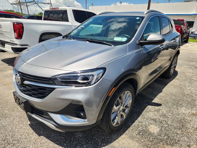 Used 2023 Buick Encore GX Essence w/ Experience Buick Package FWD image 3