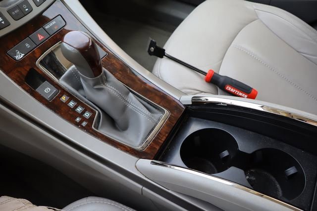 Used 2012 Buick LaCrosse Convenience FWD image 21