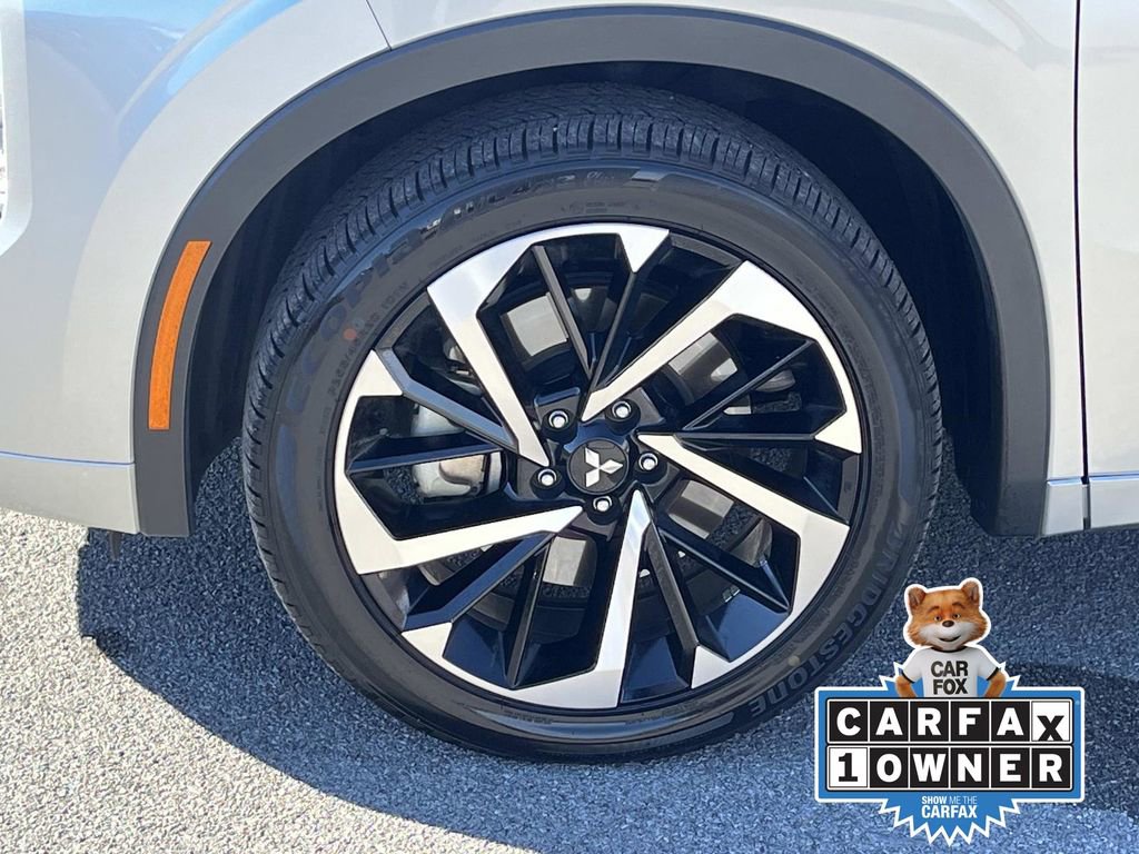 Used 2024 Mitsubishi Outlander SEL image 11