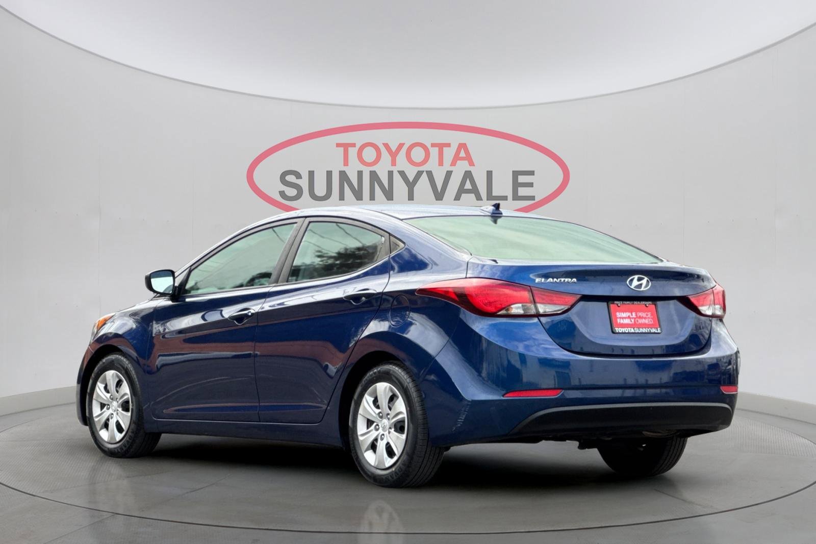 Used 2016 Hyundai Elantra SE image 7