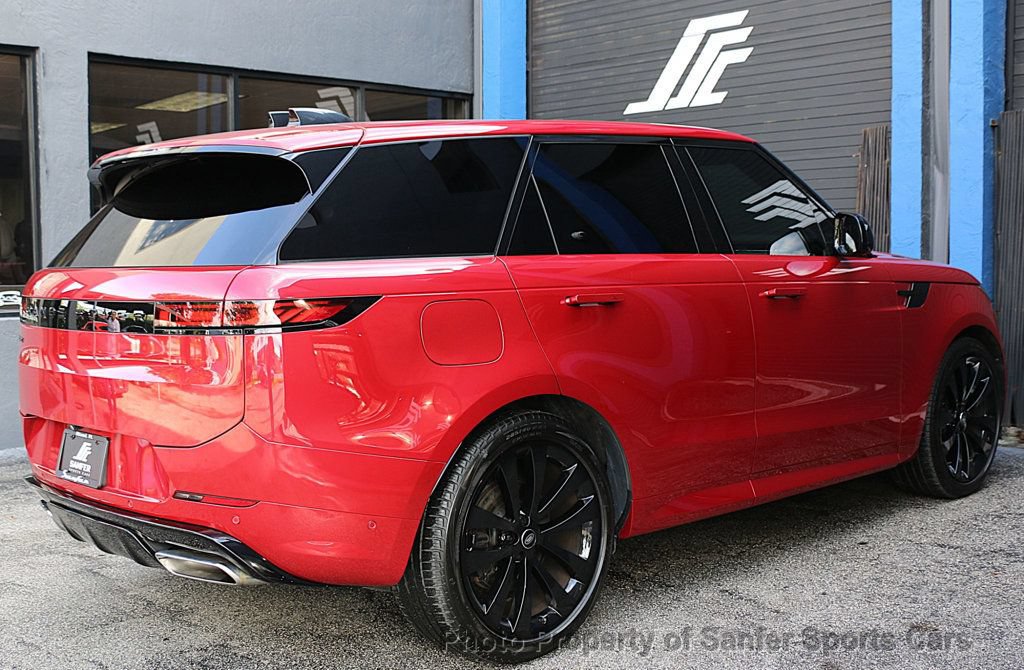 Used 2024 Land Rover Range Rover Sport Dynamic SE AWD/4WD image 6