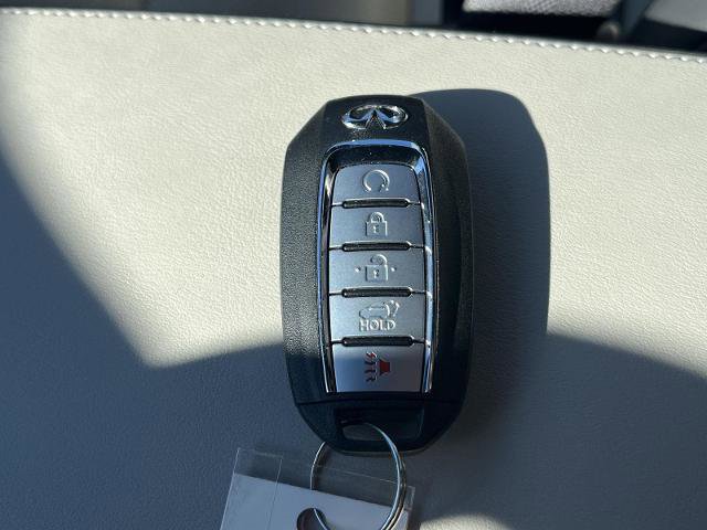 Certified 2025 INFINITI QX55 Luxe w/ Cargo Package image 22