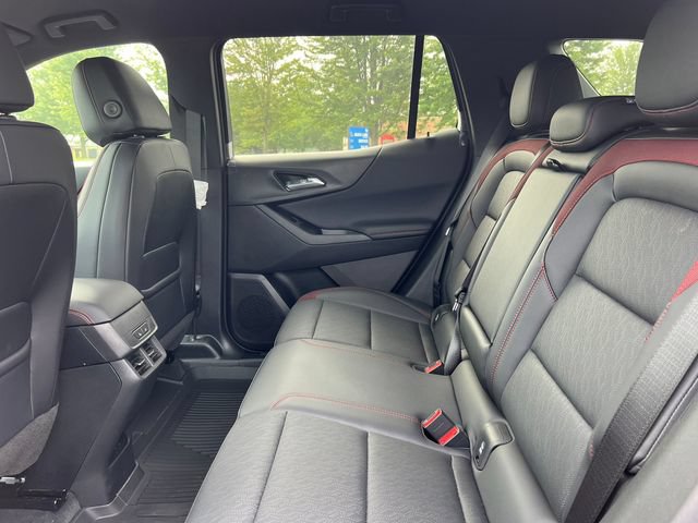 New 2027 Chevrolet Equinox RS w/ Safety and Technology Package AWD/4WD image 5