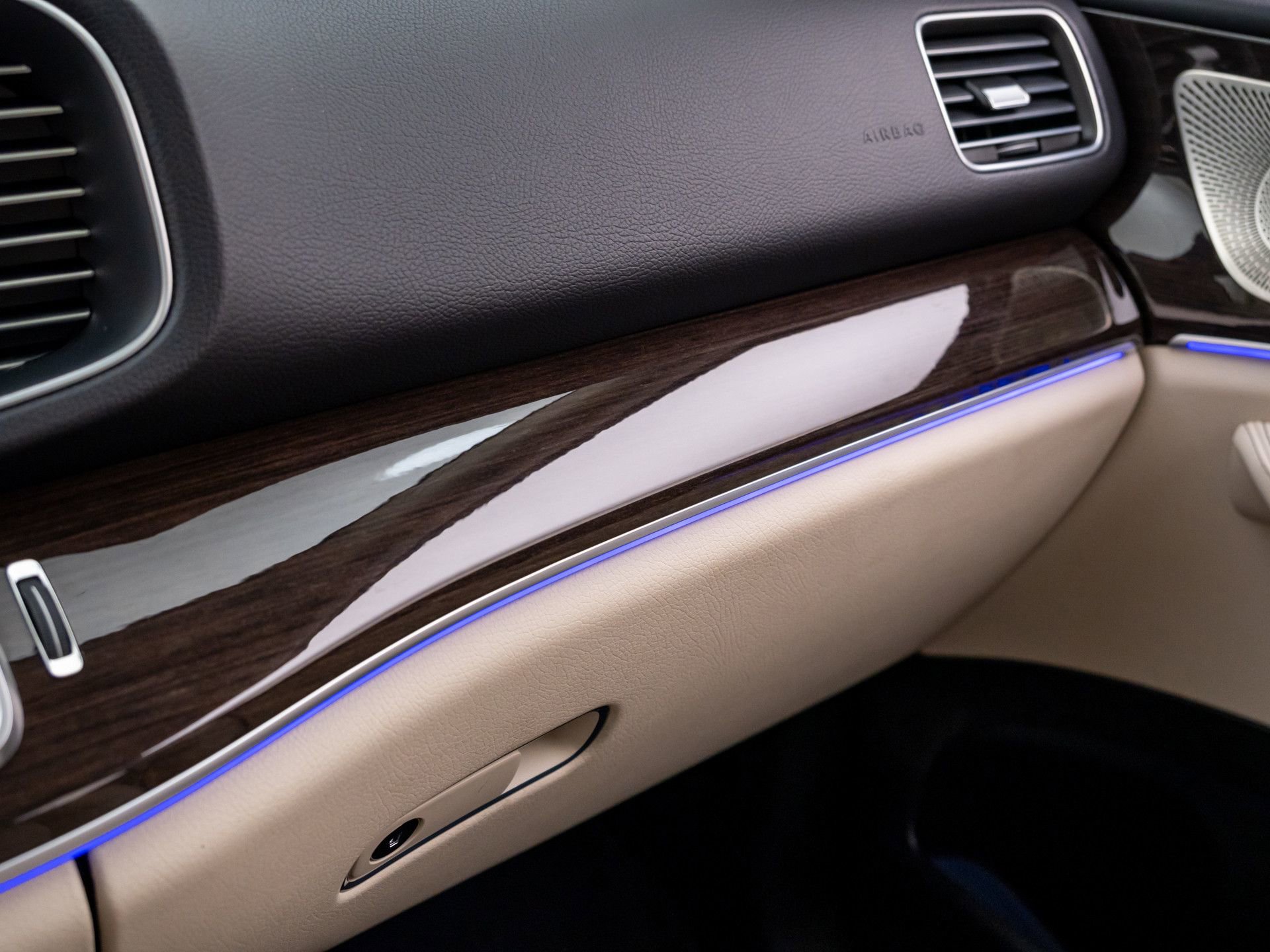 Certified 2024 Mercedes-Benz GLE 450 4MATIC image 31