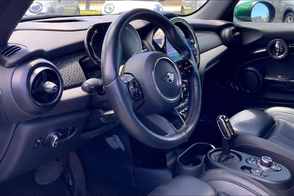 Used 2022 MINI Cooper SE FWD image 13