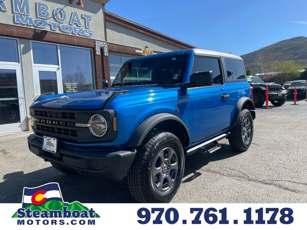 Used 2023 Ford Bronco 2-Door AWD/4WD image 1