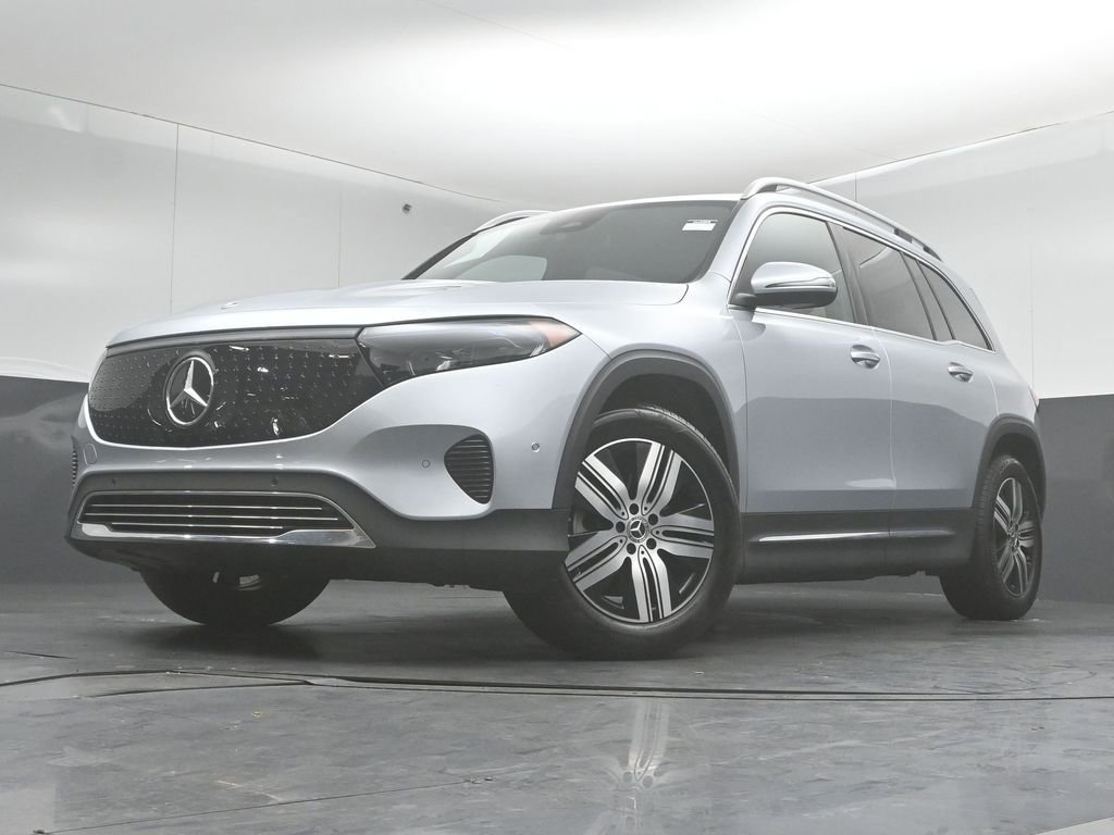 Used 2024 Mercedes-Benz EQB 300 4MATIC w/ Winter Package image 40