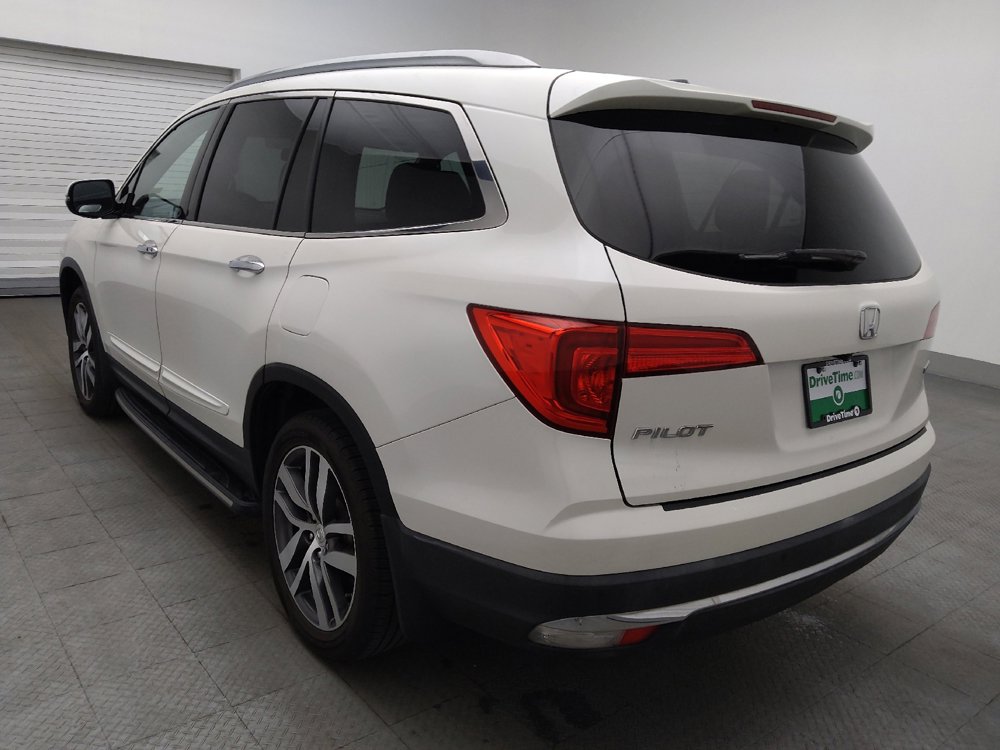 Used 2018 Honda Pilot Touring image 5