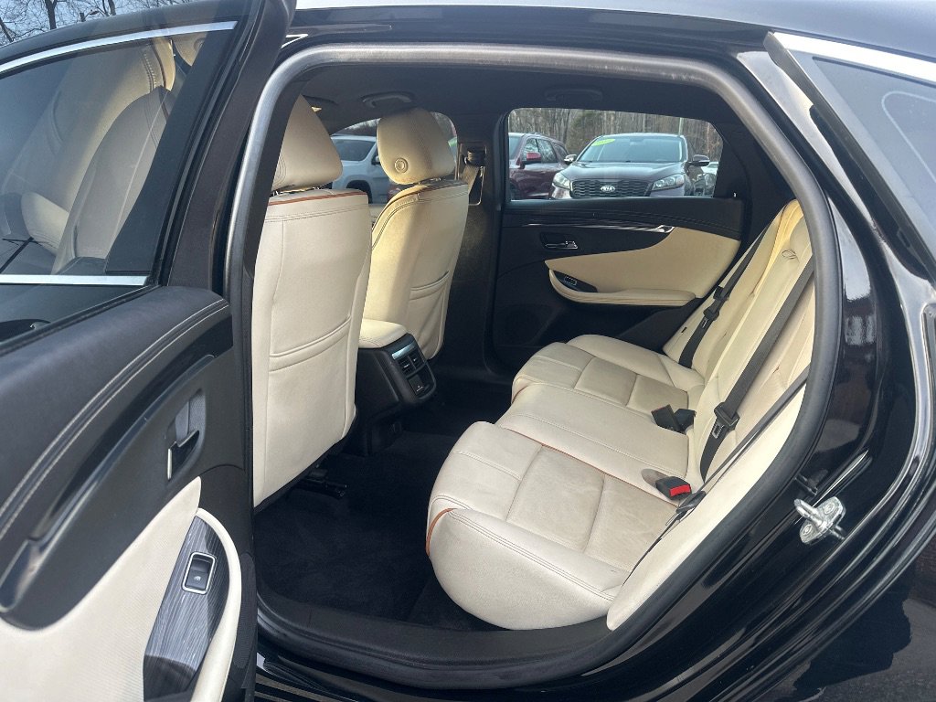 Used 2019 Chevrolet Impala Premier FWD image 10