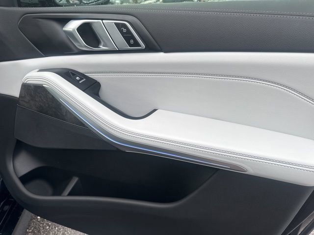 Used 2023 BMW X5 xDrive45e w/ M Sport Package image 24