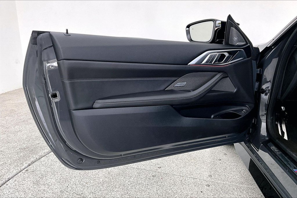 Used 2027 BMW M4 Competition RWD image 22