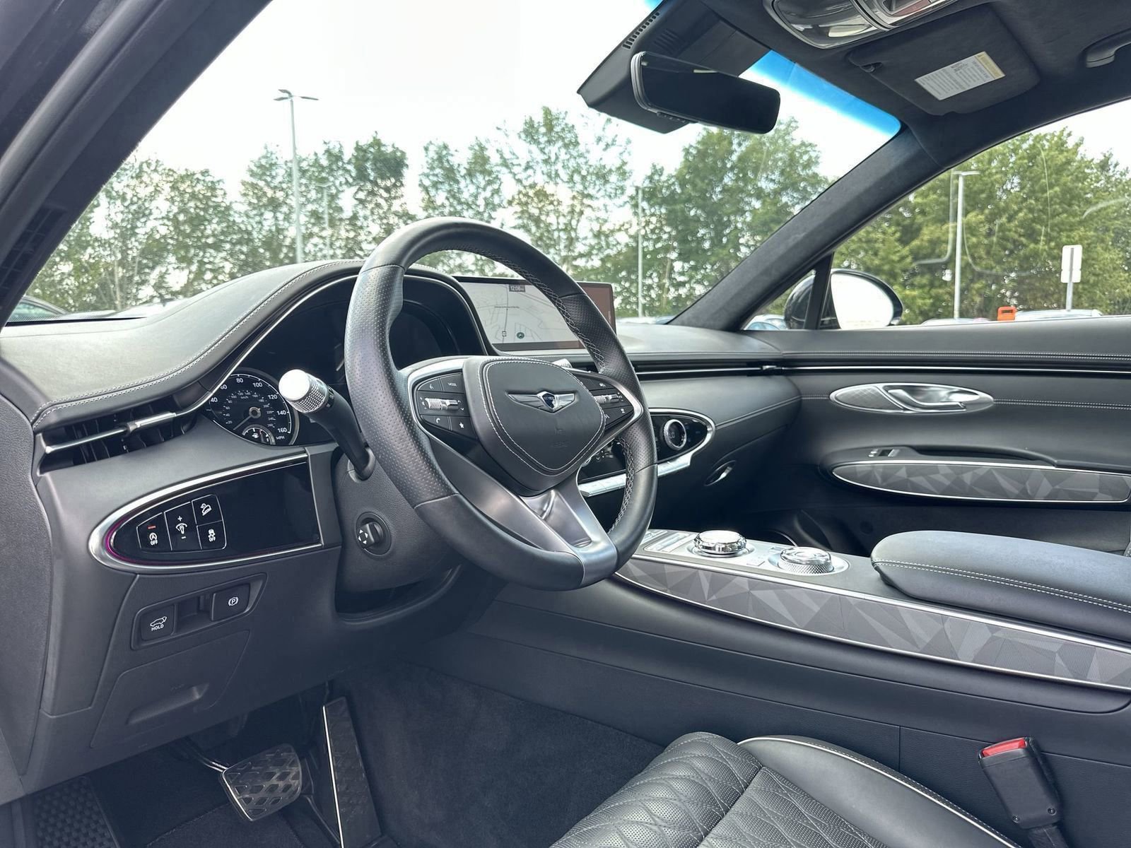 Used 2024 Genesis GV70 3.5T Sport w/ Sport Advanced Package image 15