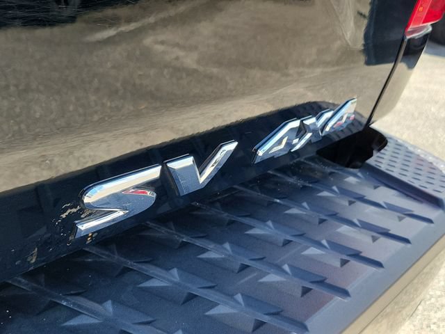 Used 2021 Nissan Titan SV w/ SV Convenience Package AWD/4WD image 9