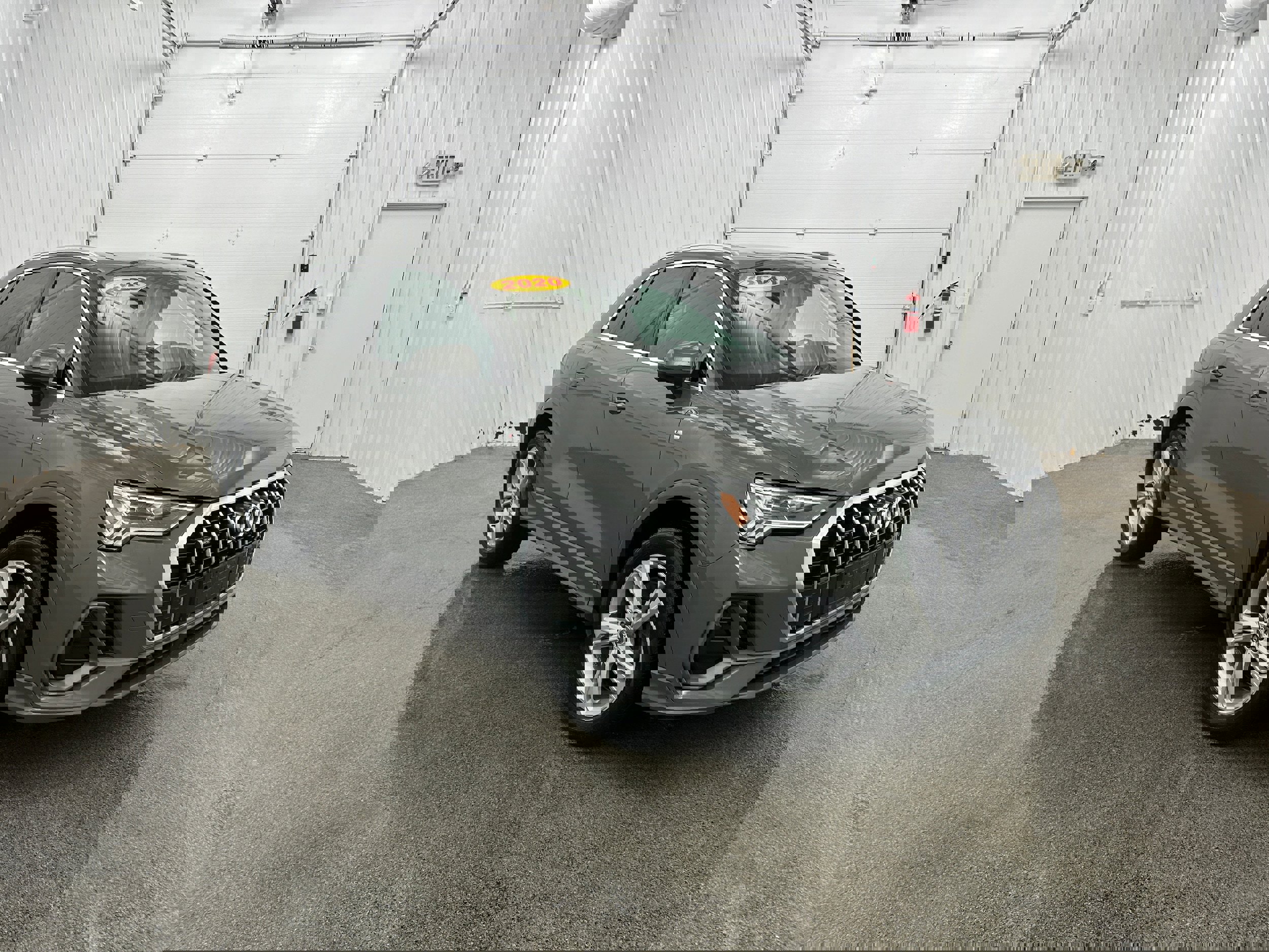 Used 2020 Audi Q3 2.0T Premium Plus w/ Premium Plus Package image 2