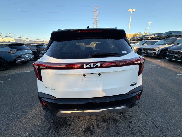 Certified 2024 Kia Seltos S AWD/4WD image 16