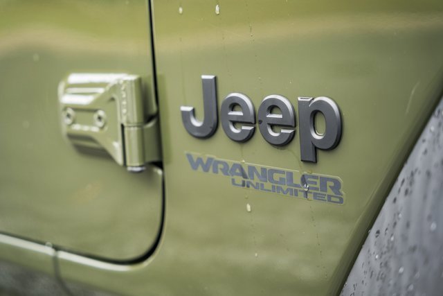 Used 2022 Jeep Wrangler Unlimited Sport image 23