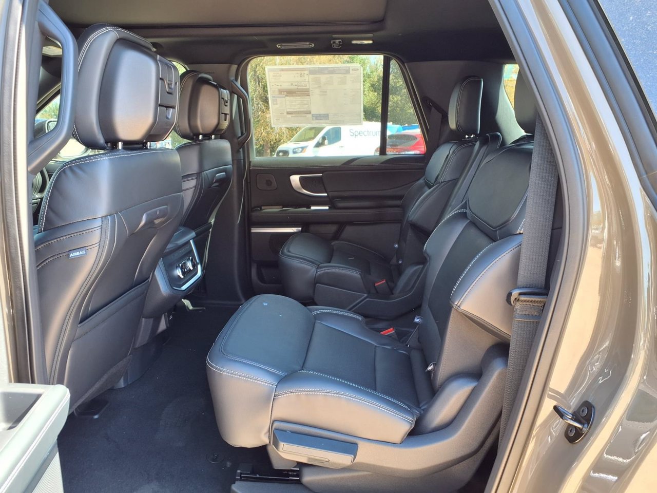 New 2027 Ford Expedition Max Platinum w/ Stealth Appearance Package AWD/4WD image 21