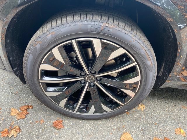 New 2026 Volvo XC90 B5 Ultra AWD/4WD image 9