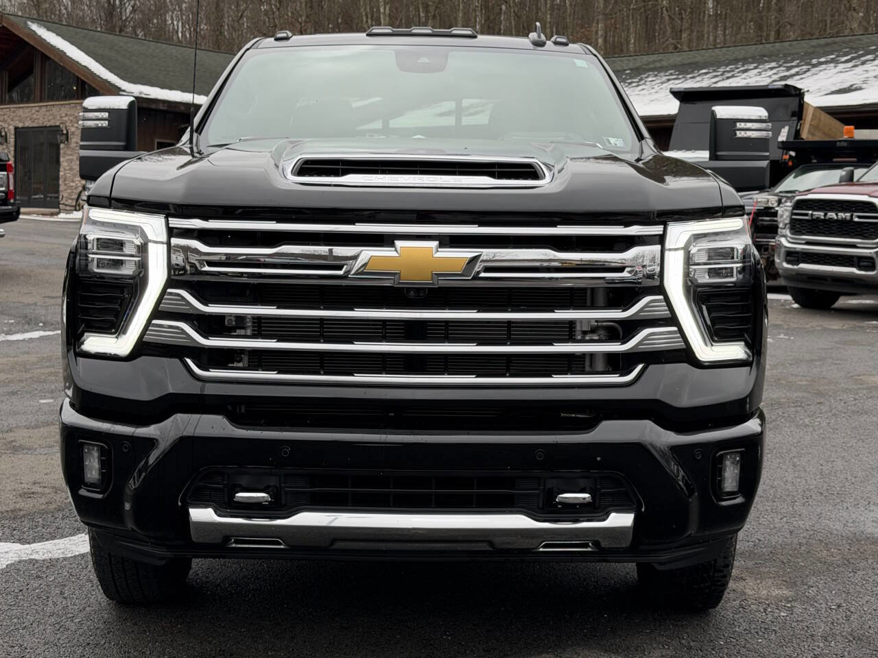 Used 2024 Chevrolet Silverado 3500 High Country w/ High Country Premium Package image 13