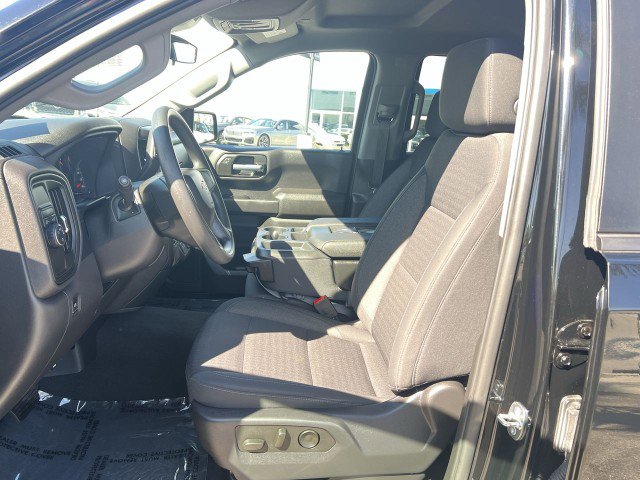 Used 2023 Chevrolet Silverado 1500 Custom w/ LPO, Dark Essentials Package image 18