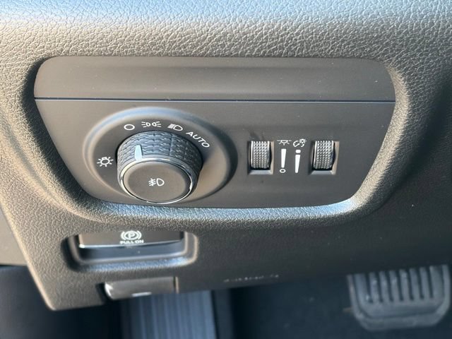 New 2026 Jeep Grand Cherokee Limited w/ Limited Altitude Package AWD/4WD image 26