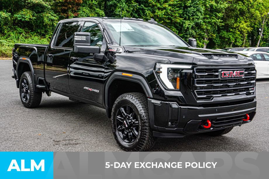 Used 2025 GMC Sierra 2500 AT4 image 4