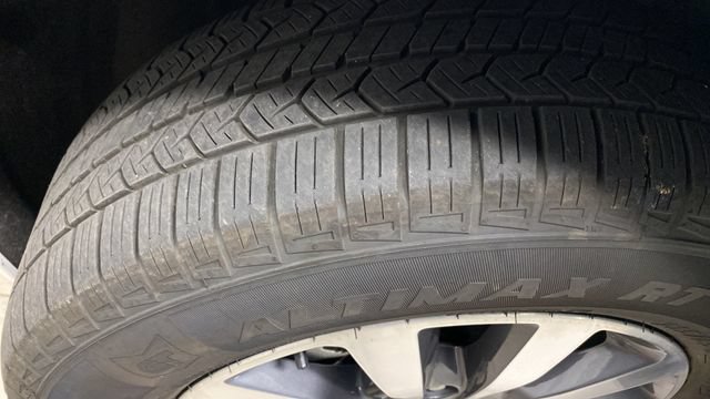Used 2022 Chrysler Pacifica Touring-L FWD image 33