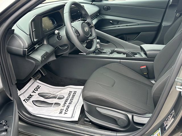 New 2026 Hyundai Elantra Sport image 6