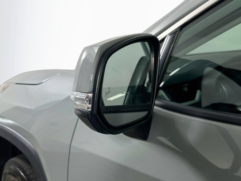 Used 2022 Toyota RAV4 XLE FWD image 38