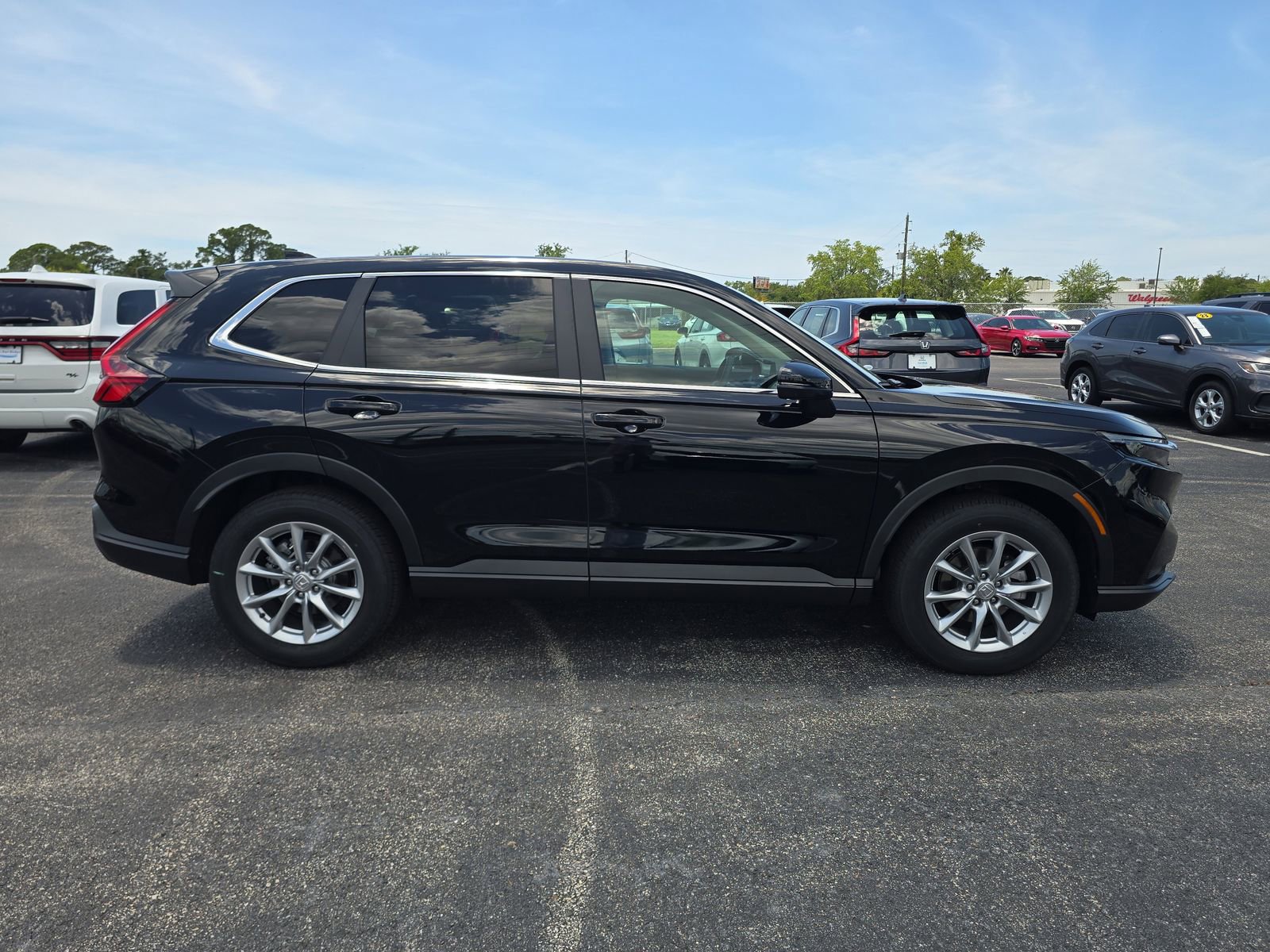 Certified 2026 Honda CR-V EX image 3