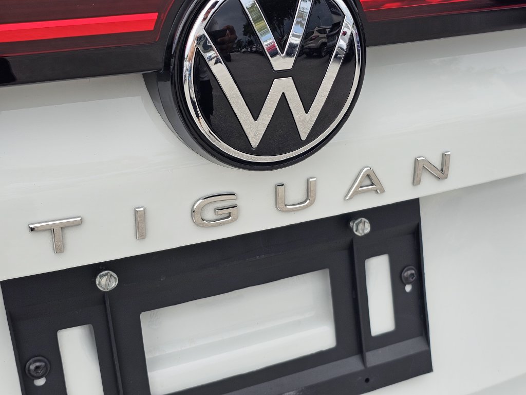 Used 2025 Volkswagen Tiguan S FWD image 8