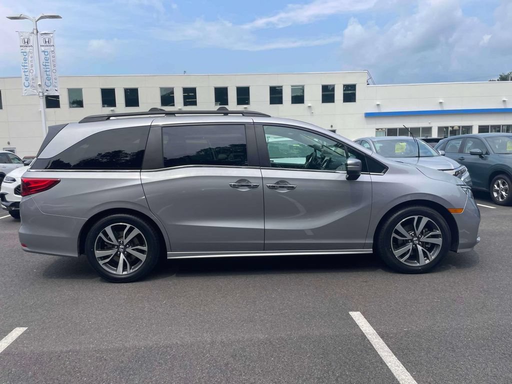 Used 2023 Honda Odyssey Touring image 4