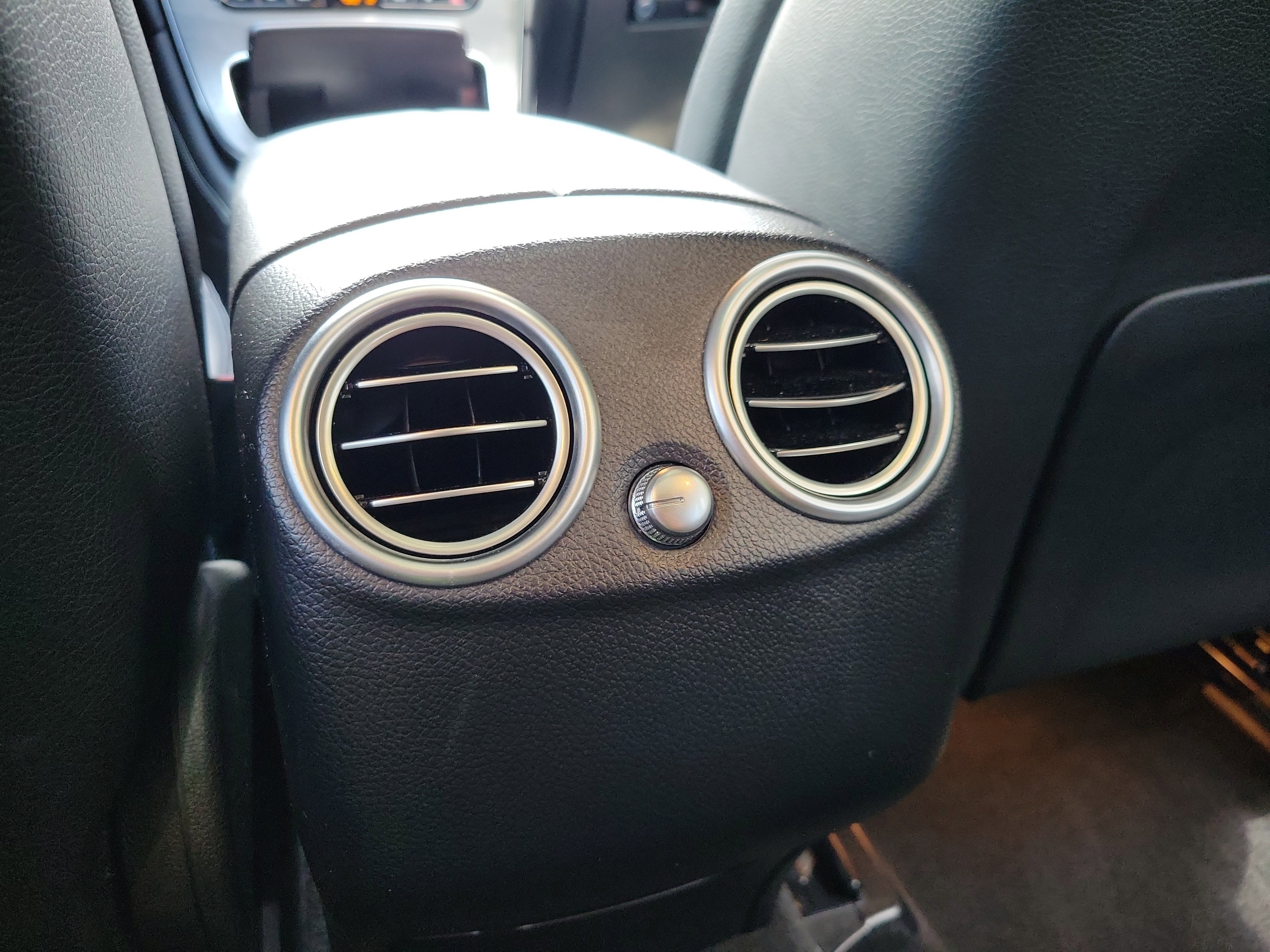 Used 2021 Mercedes-Benz GLC 300 image 15