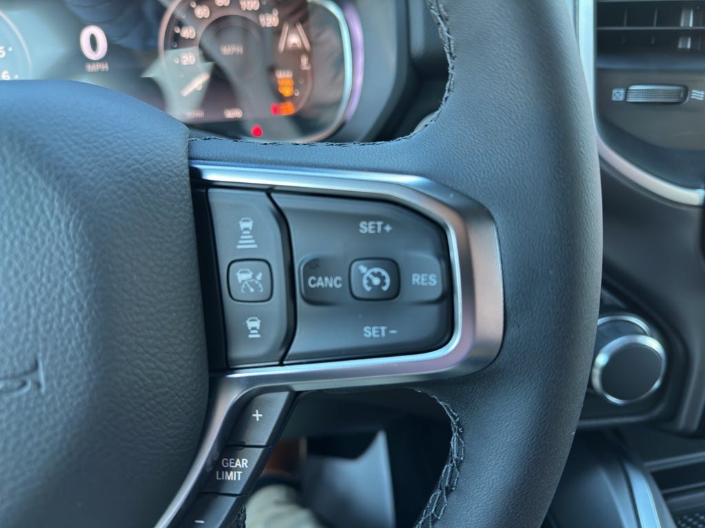 New 2026 RAM 1500 Big Horn AWD/4WD image 13