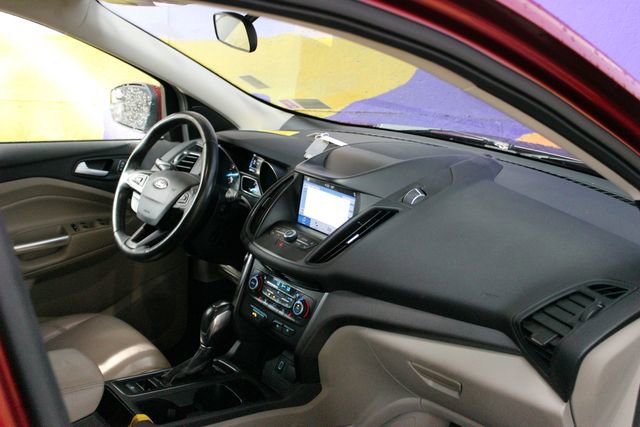 Used 2019 Ford Escape SEL w/ Sun & Style Package AWD/4WD image 12