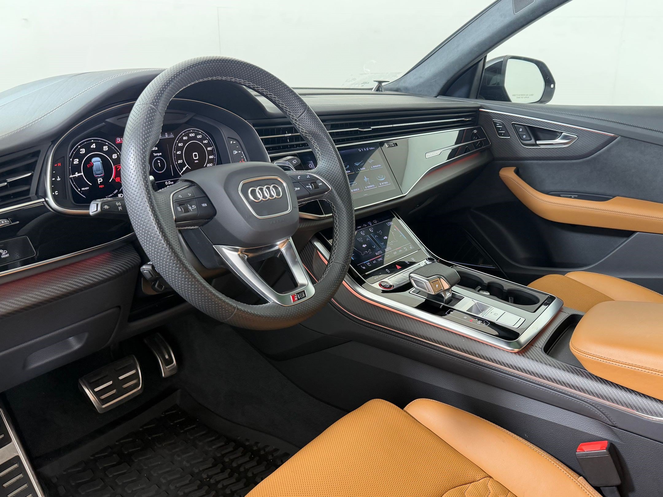 Used 2024 Audi RS Q8 w/ Black Optic Package AWD/4WD image 4