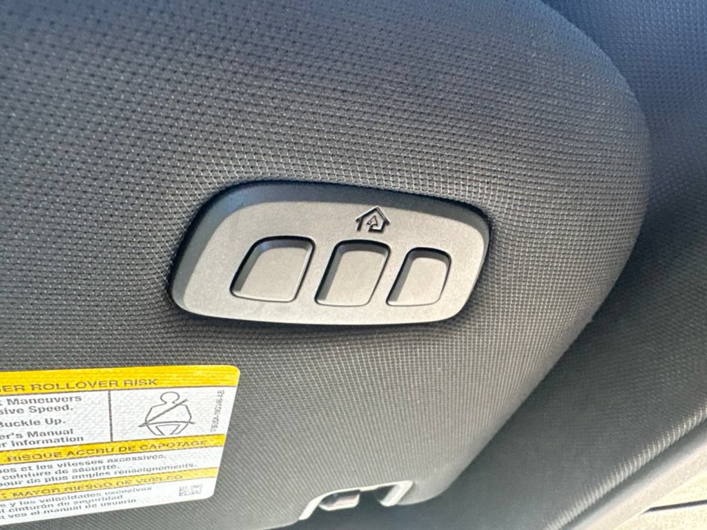 Used 2025 Ford Expedition Tremor AWD/4WD image 30