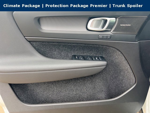 New 2026 Volvo XC40 B5 Ultra w/ Protection Package Premier image 13