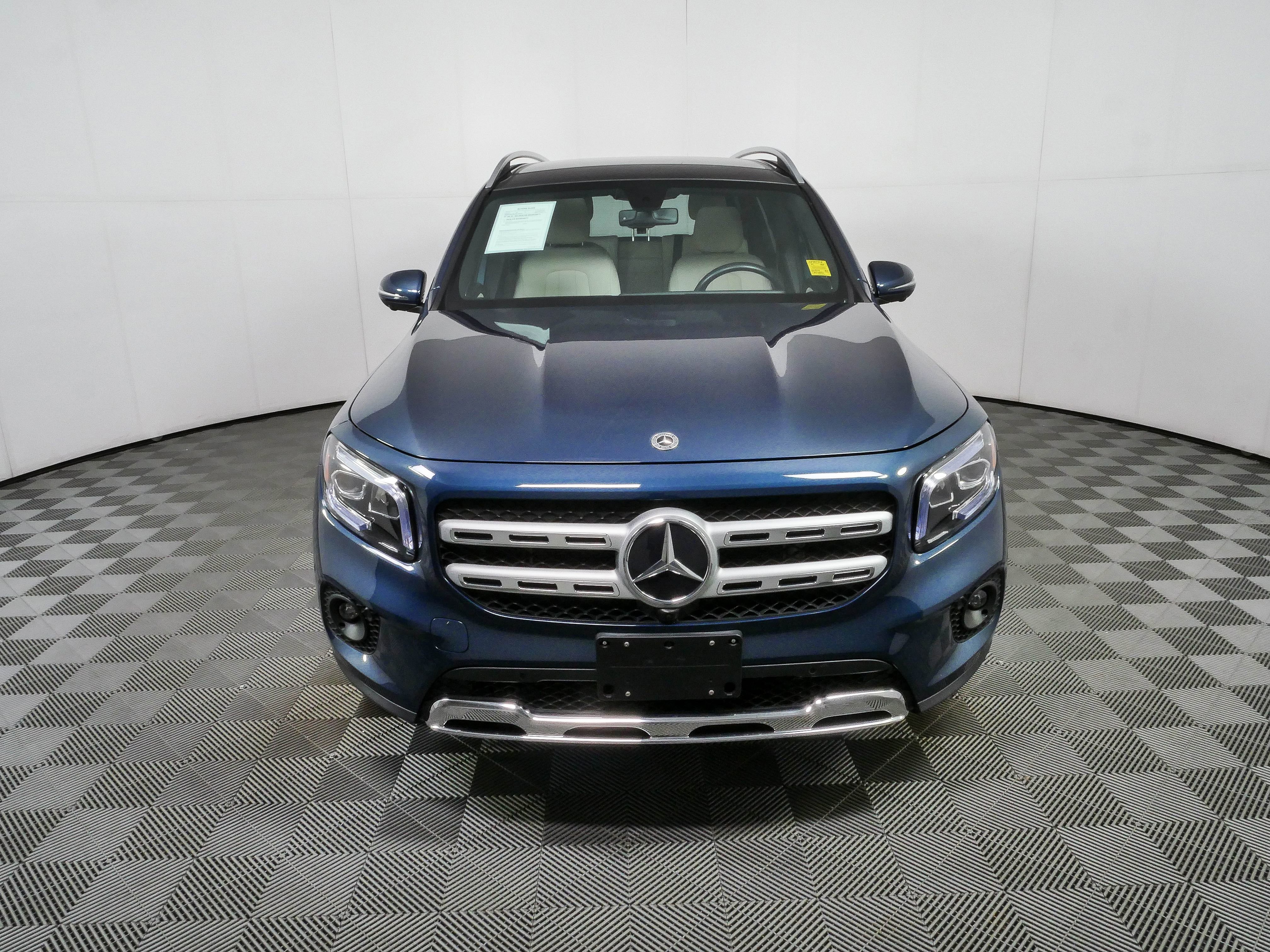 Used 2021 Mercedes-Benz GLB 250 4MATIC image 34