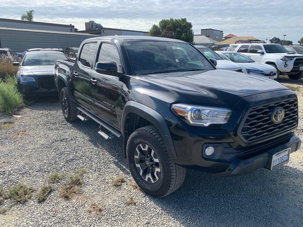 Used 2020 Toyota Tacoma TRD Off-Road w/ Technology Package RWD image 4
