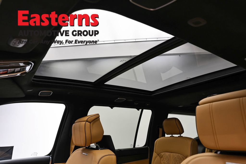 Used 2025 Jeep Grand Wagoneer Series III w/ Rear Seat Video Group 1 AWD/4WD image 39