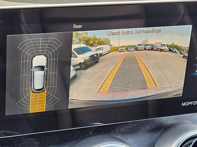 Used 2021 Mercedes-Benz GLC 300 image 12